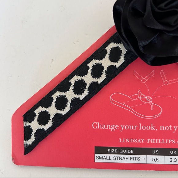 LINDSAY PHILLIPS SWITCH FLOPS NWT SMALL - Picture 11 of 11